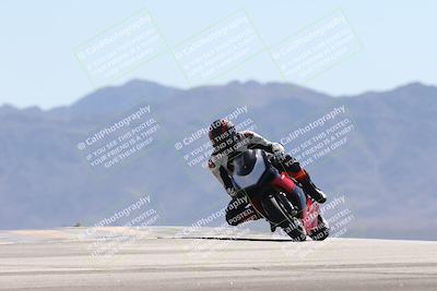 media/Oct-13-2025-Moto Forza (Mon) [[a66d839500]]/3-B Group/Session 4 (Turn 9)/